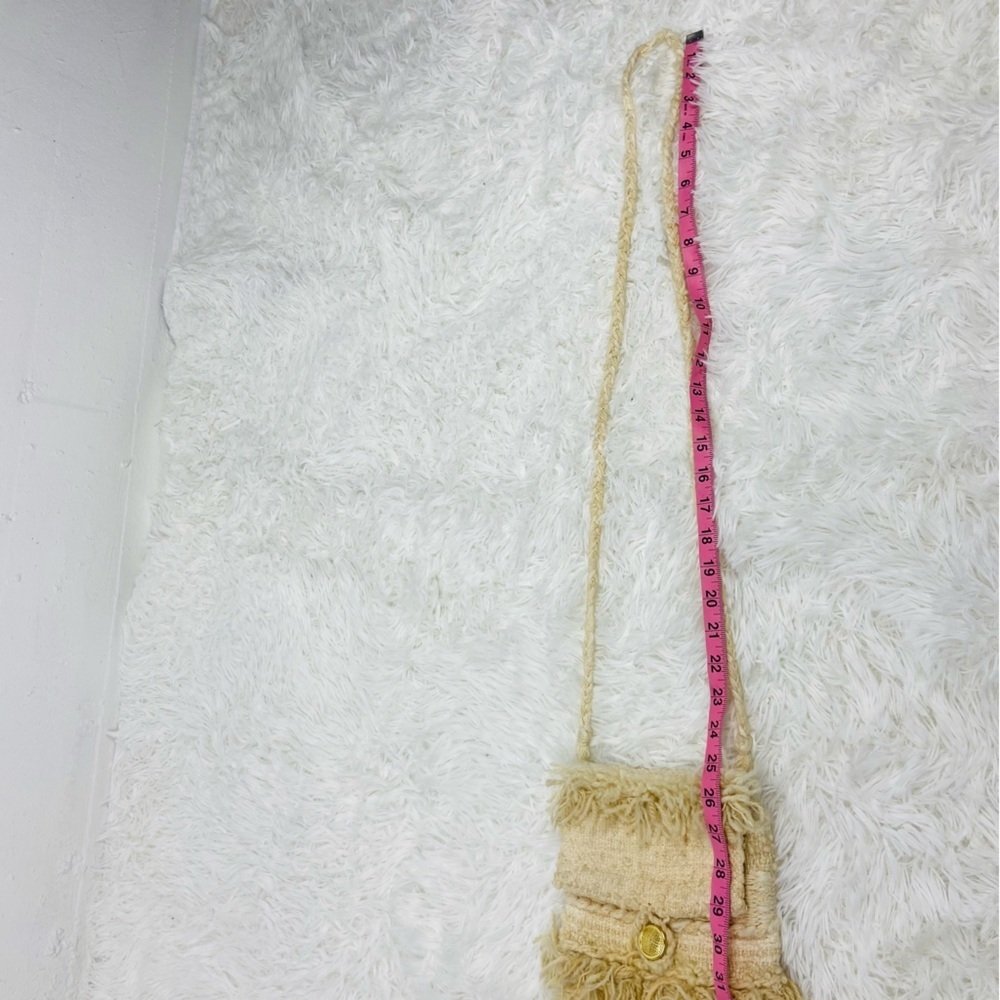 UNBRANDED cream mini fringe fabric crossbody knit boho golden button purse - Picture 6 of 14